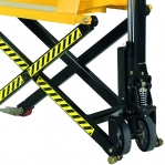 Scissor lift 1000 kg two-cylinder